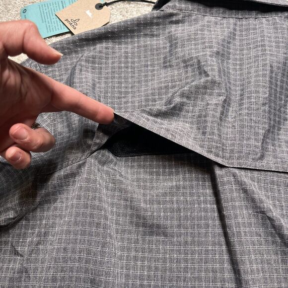 prAna Garvan Shirt Mens Large Gray Plaid Short Sleeve Vented Outdoor Hiking - Picture 8 of 10